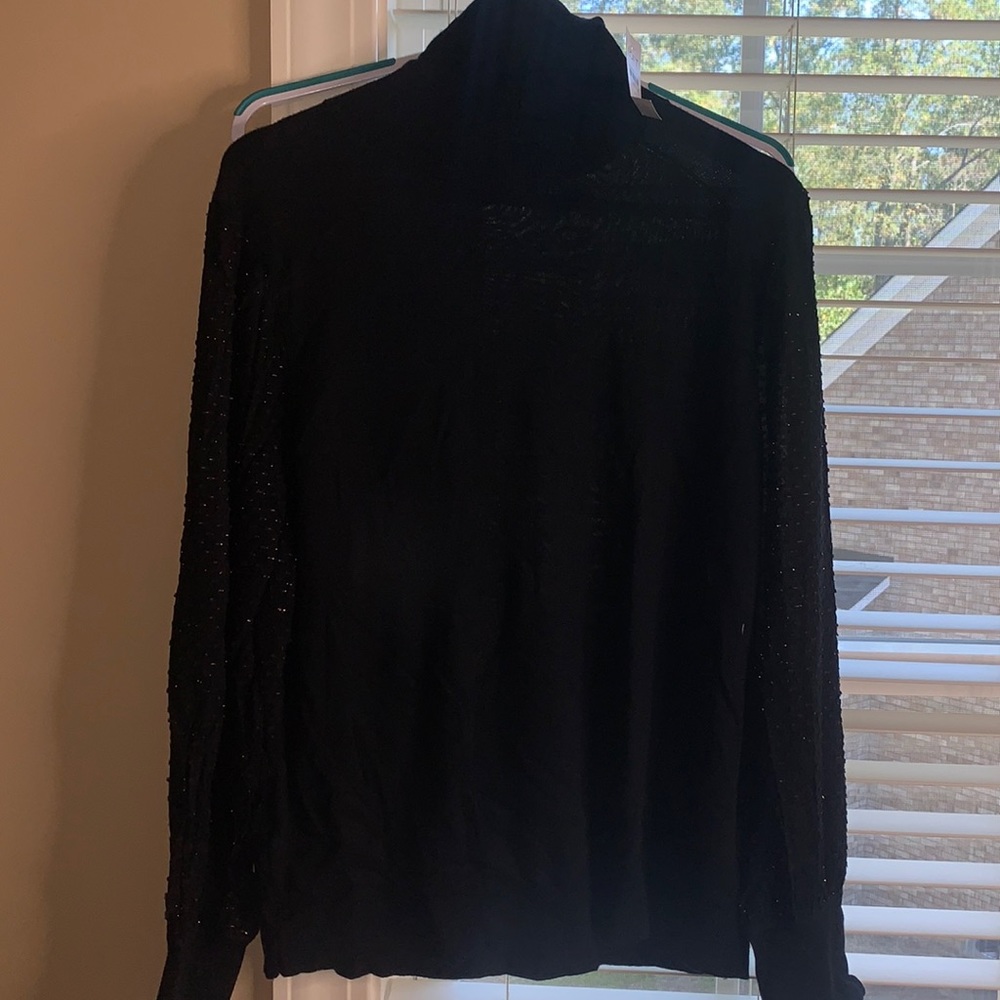 Turtleneck light weight sweater